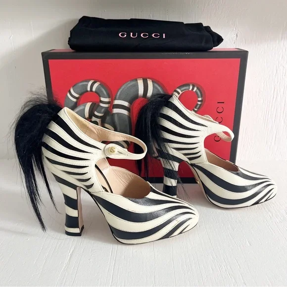 Gucci Runway Lesley Zebra Stripe Mary Jane Pumps Size 6.5 Two Tone Black Ivory